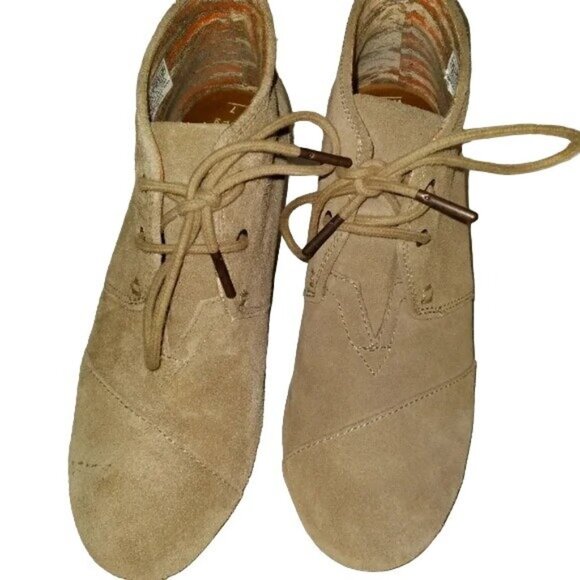 TOMS Kala Tan Suede Wedge Lace Up Booties - Picture 1 of 5